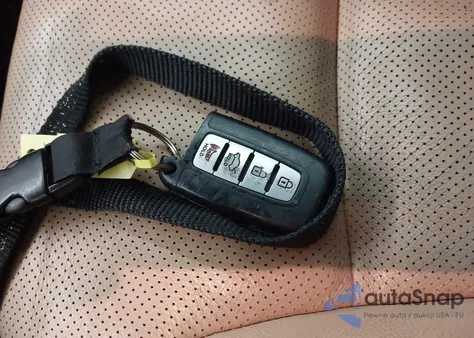 2013 Hyundai Sonata Hybrid Limited z USA, uszkodzony, nr VIN KMHEC4A47DA080298